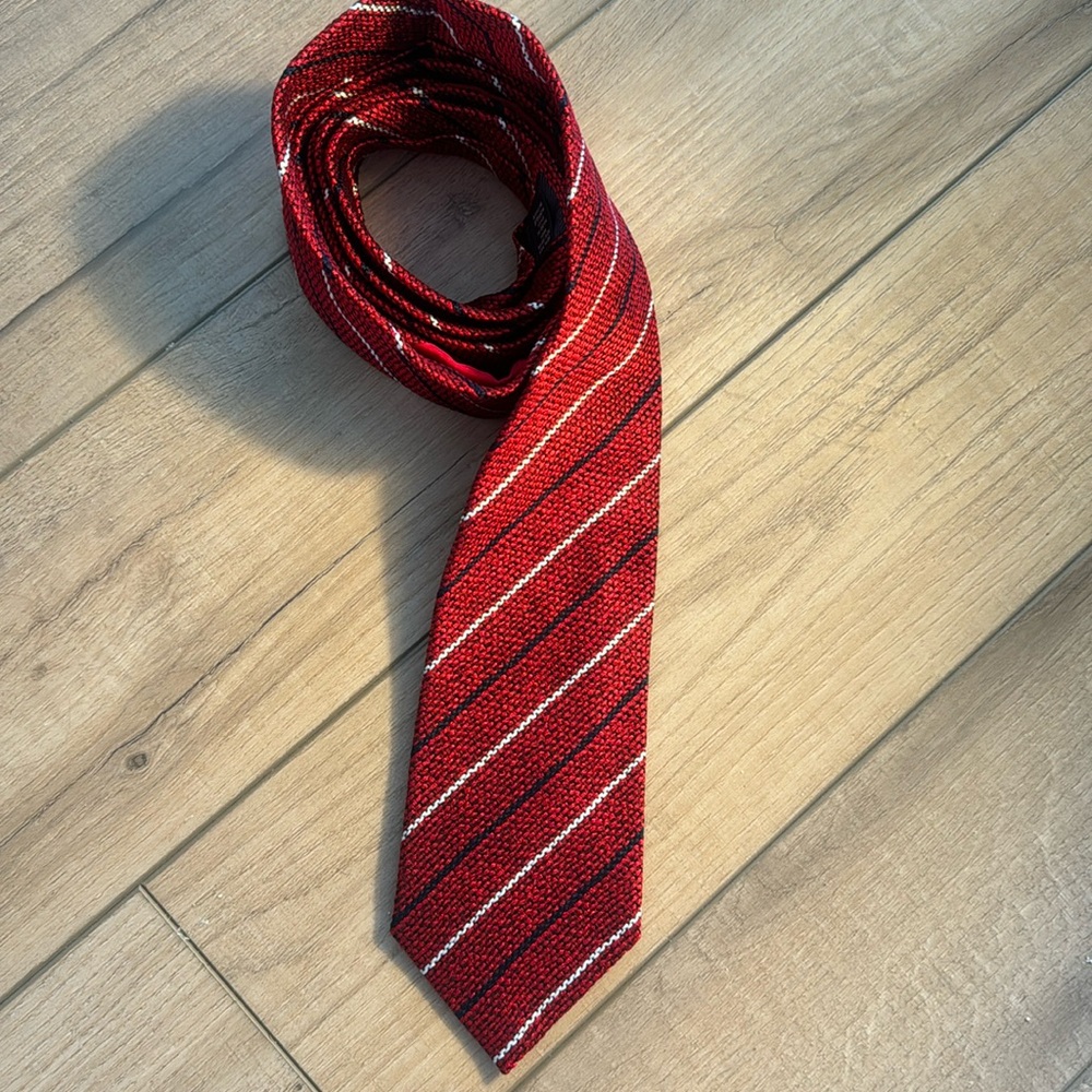 Ermenegildo Zegna tie 100% silk red